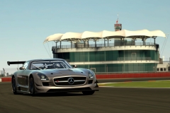 bmuploads_2013-05-15_2655_sls_amg_gt3_01