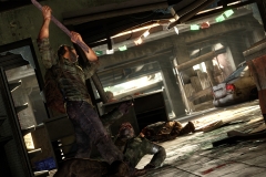 sony_Screenshots_20059Joel-uses-weapon-as-plank